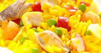 Paella Met Gele Rijst En Zeevruchte