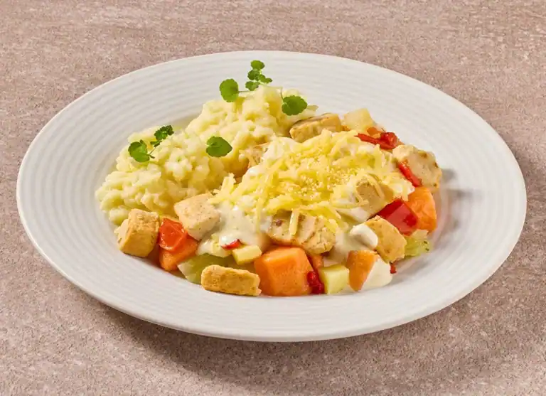 Vergeten Groenteschotel Met Vegetarische Kipstukjes En Pastinaakpuree