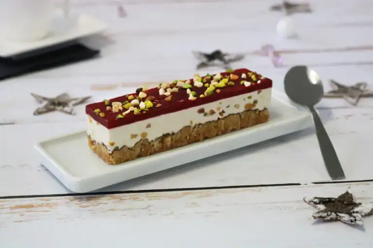 Roodfruit-Nougat Streusel