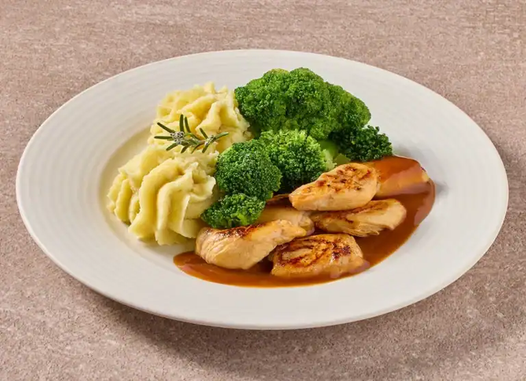 Kip In Rozemarijnsaus Met Broccoliroosjes En Aardappelpuree