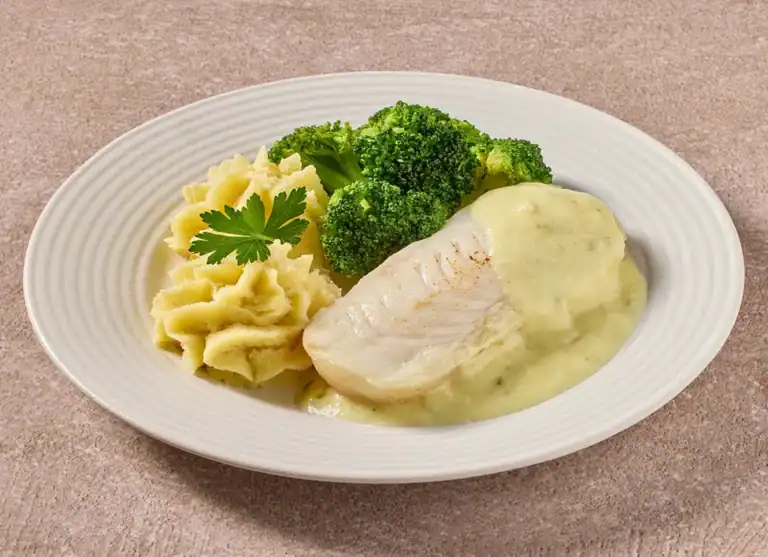 Heekfilet In Hollandaisesaus Met Broccoliroosjes En Aardappelpuree