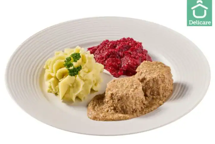 Rundvlees In Jus Met Rode Bietjes En Aardappelpuree