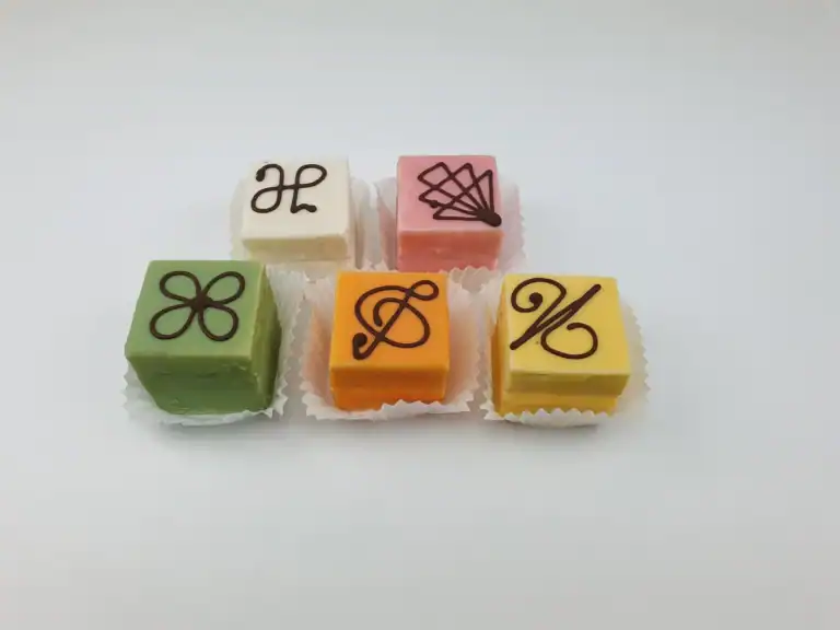 Petit Fours